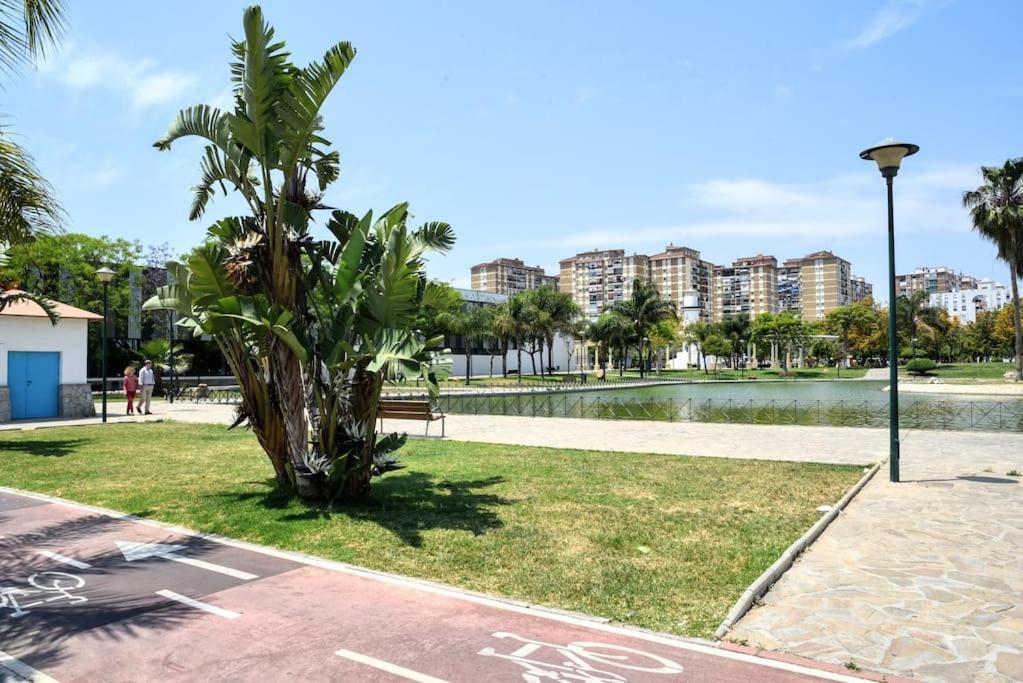 Ayala Beach Apartment Málaga Esterno foto